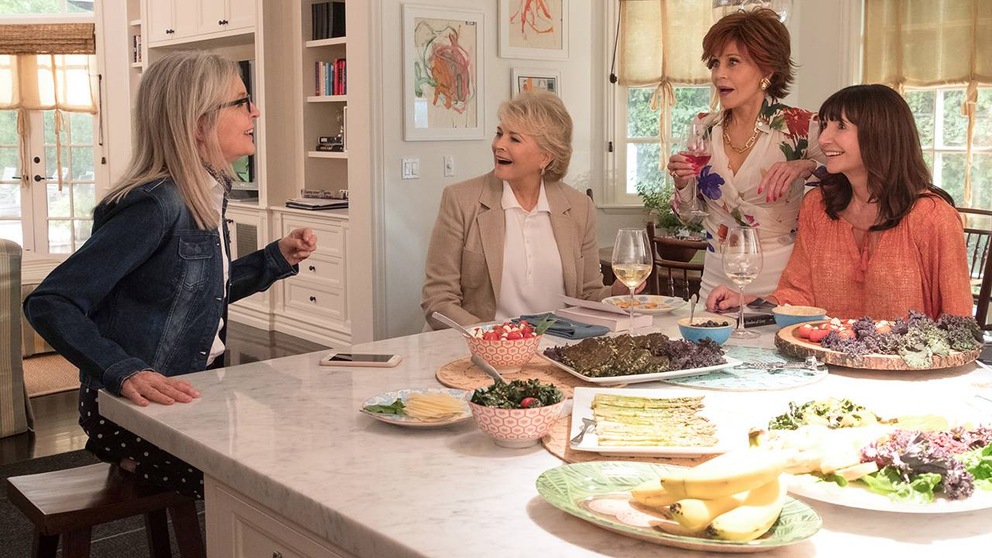Vivian (Jane Fonda), Diane (Diane Keaton), Carol (Mary Steenburgen) und Sharon (Candice Bergen) gehen schon ihr halbes Leben gemeinsam durch dick und dünn