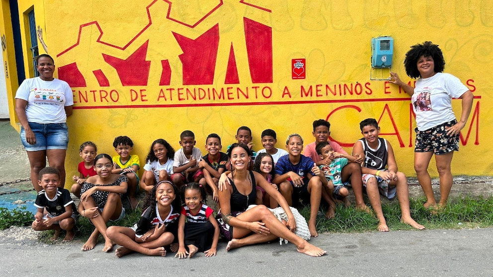Die glücklichen Kinder des Projekts "Camm" von Miss Germany Domitila Barros in Recife (Brasilien).